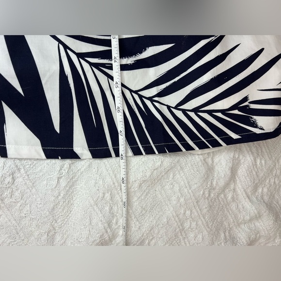 Chico’s Palm Print Back Tier Mini Dress in Navy and White, size 0.5/US 6, NWT! - Picture 11 of 11
